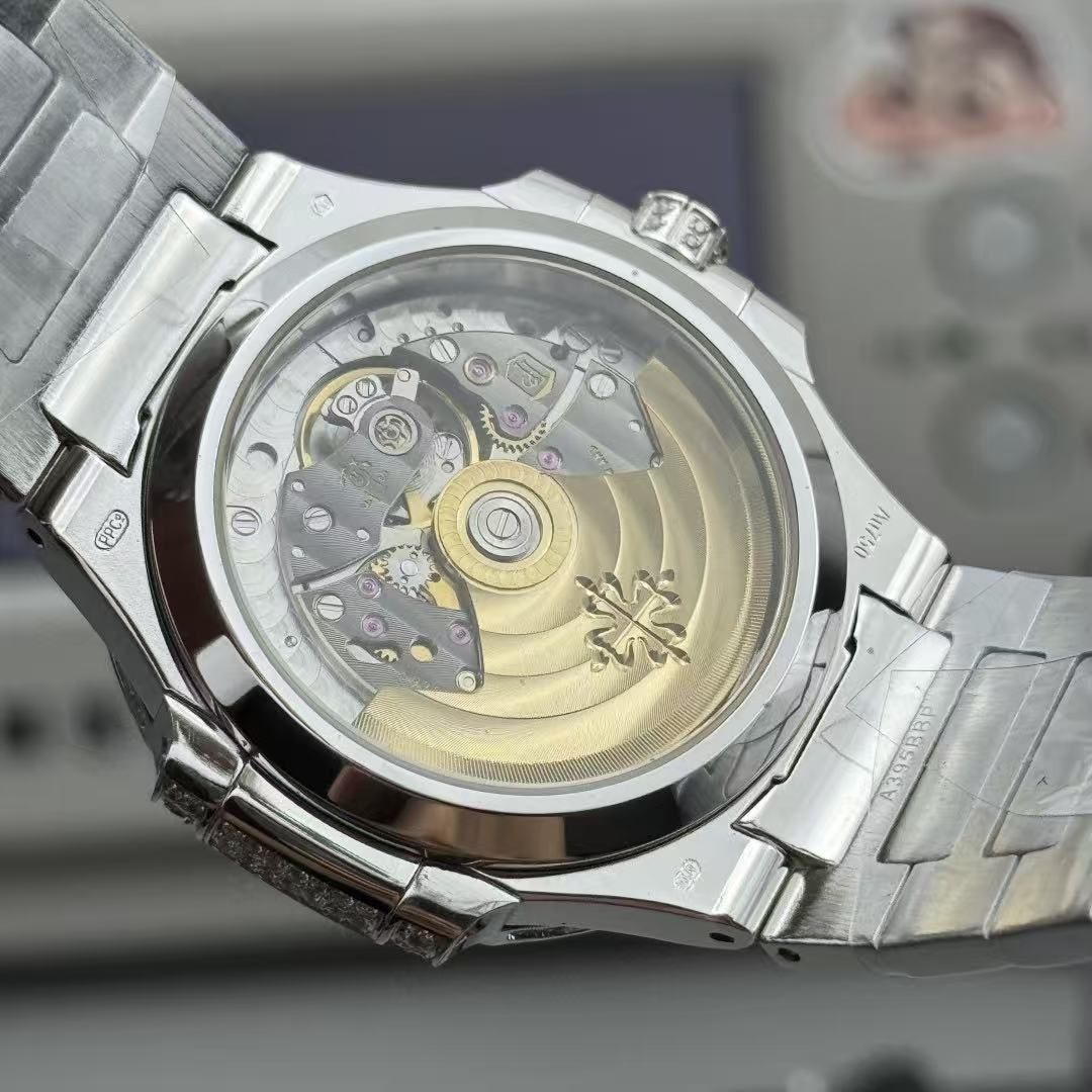 Patek Philippe Nautilus Full Diamond Dense Steel Band Automatic Ladies Watch 图 6