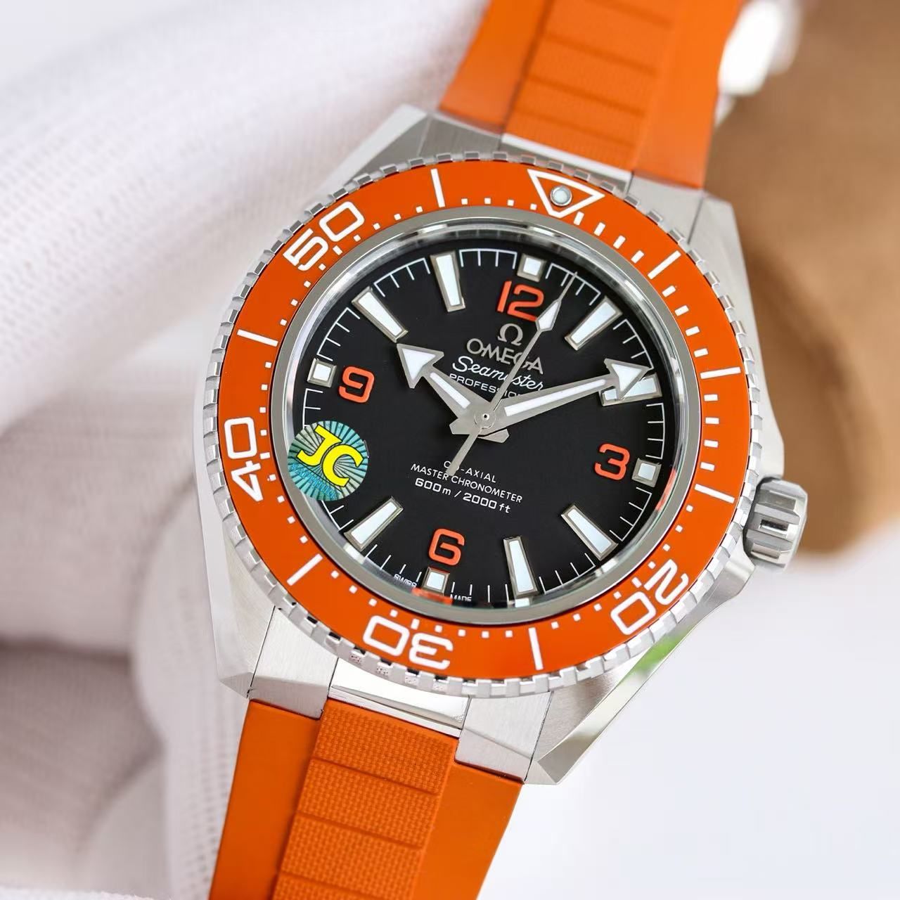 Omega Seamaster Ocean Universe 600m Automatik untuk Lelaki Orange Rubber Band Dive Watch 图 4