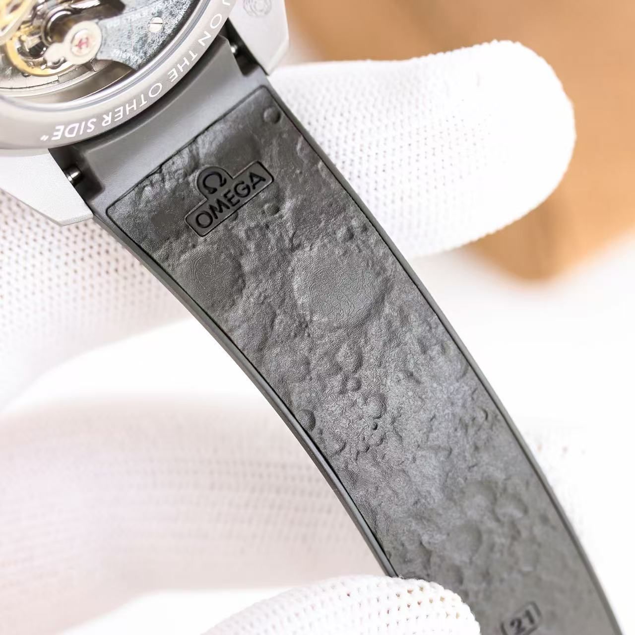 Omega Speedmaster Lunar Meteorite Disc Lelaki Automatik Chronograph Grey Rubber Band Speedometer Watch 图 6