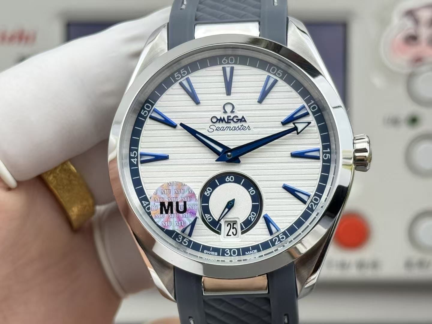 Omega Seamaster Aqua Terra White Small Second Men's Watch Rubber Band Business Sport Watch 图 4