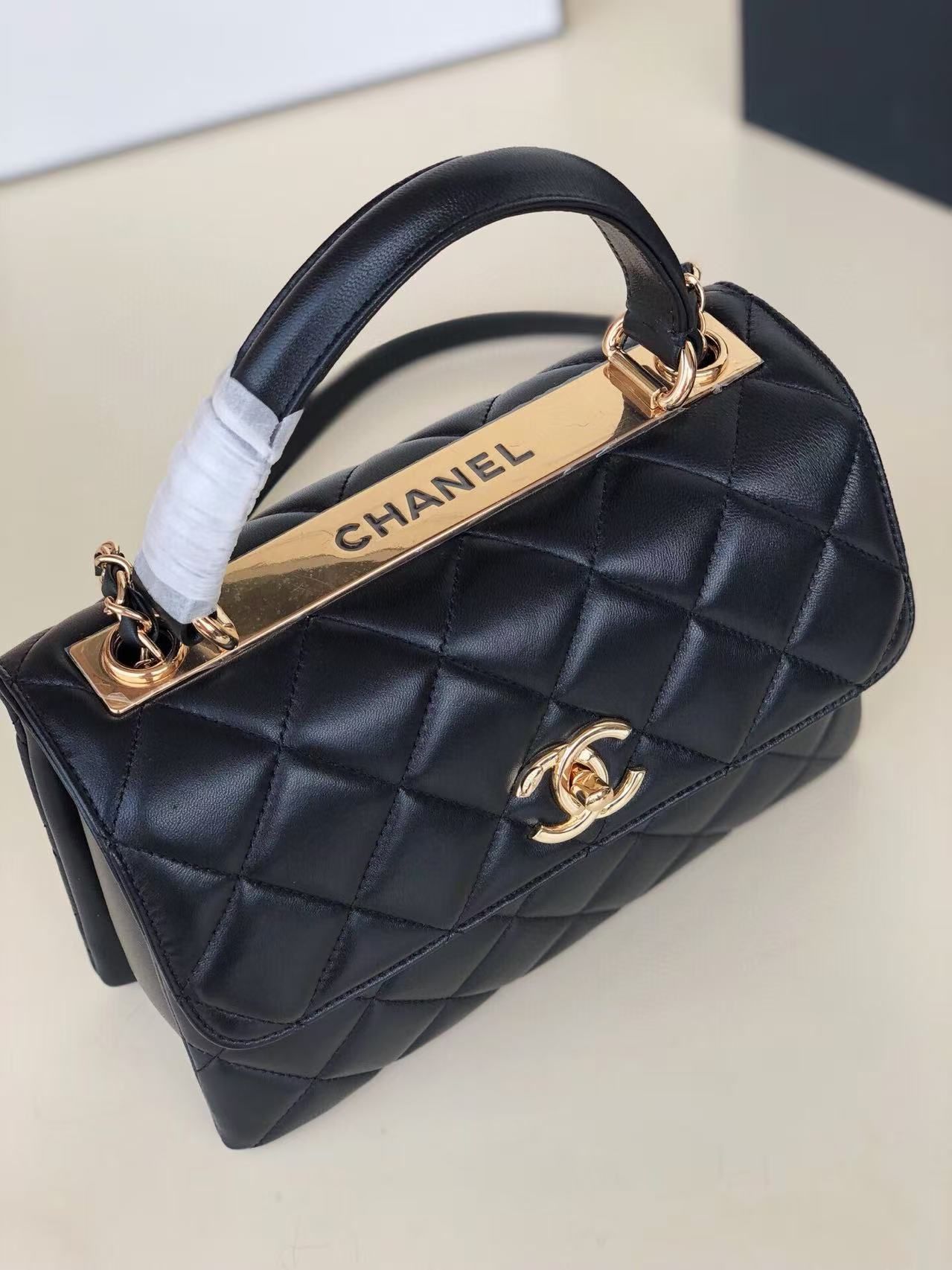 Chanel Women's Diamond Plaid Handbag Vintage Chain Crossbody Light Luxury Flap Shoulder Bag 8 Colors Optional 图 7