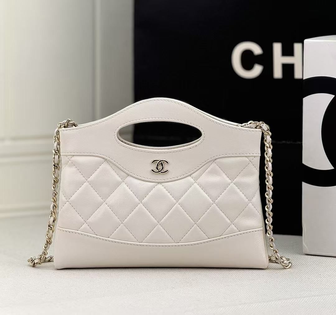 Chanel 2026 new hollow rhombus handbag women chain messenger bag light luxury commuter bag 6 colors optional