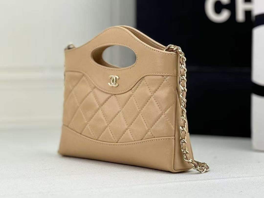 Chanel 2026 new hollow rhombus handbag women chain messenger bag light luxury commuter bag 6 colors optional 图 2
