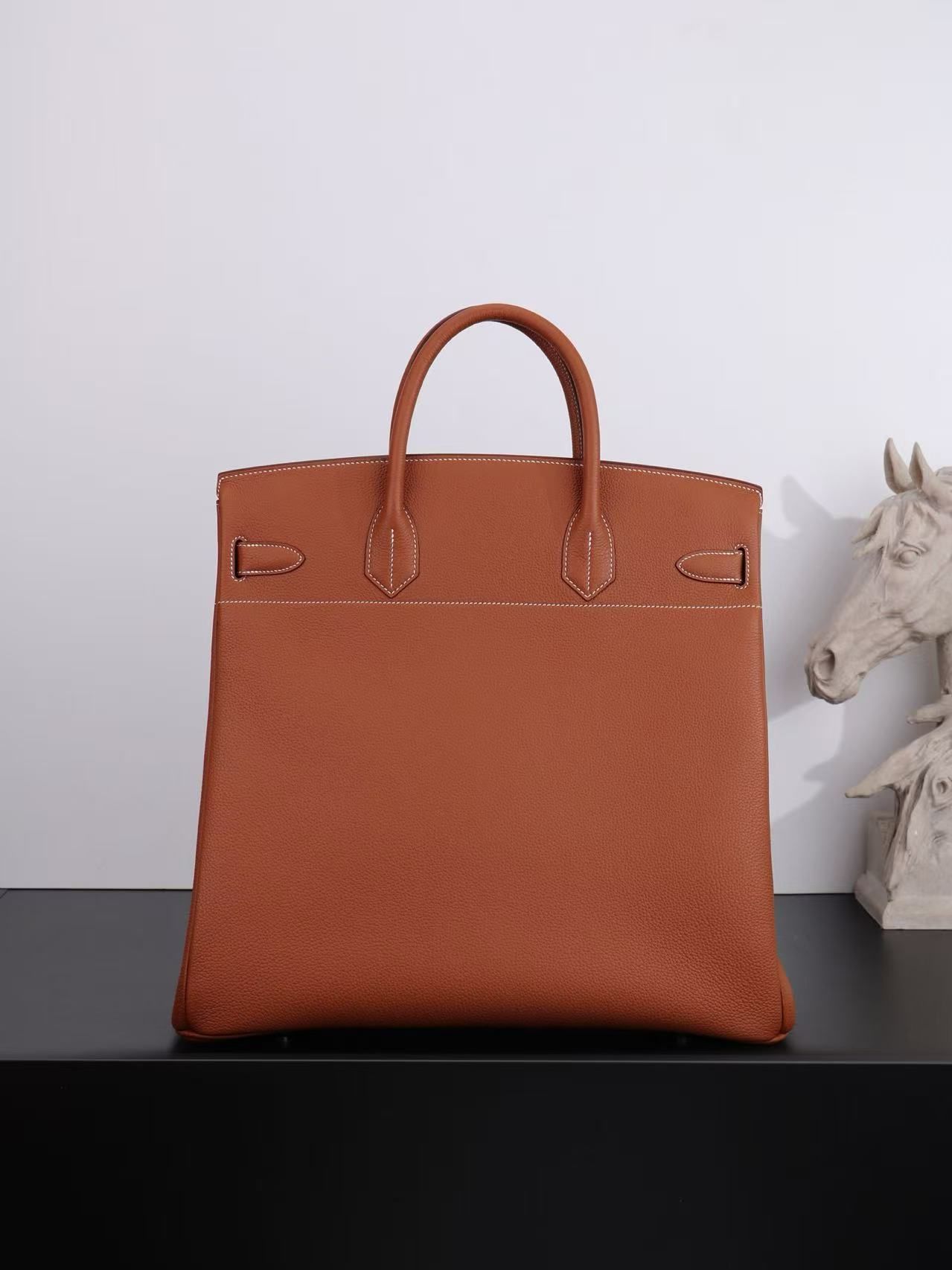 Hermès Platinum Style Lychee Pattern Handbag, Large Capacity Commuter Bag, Black/Elephant Grey/Caramel Brown 图 4