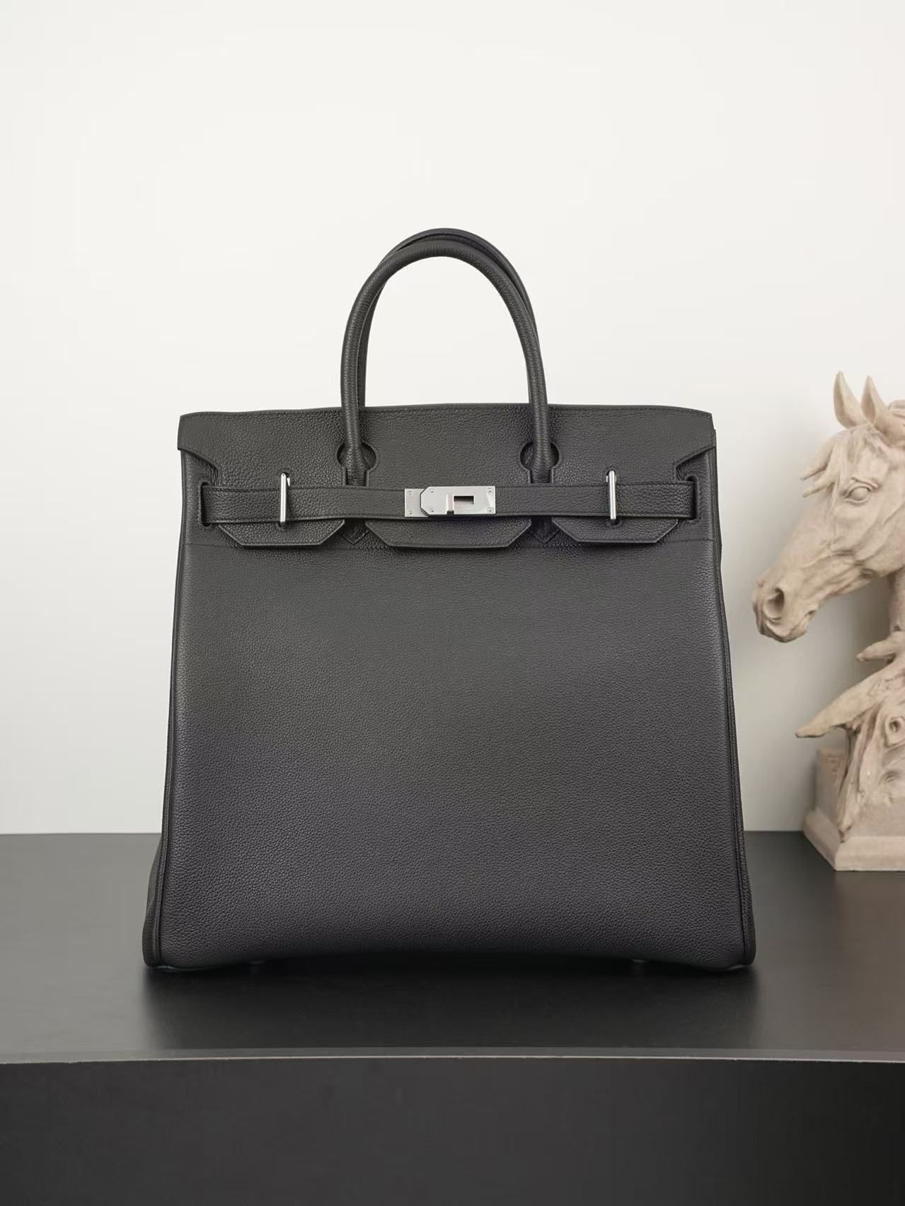 Hermès Platinum Style Lychee Pattern Handbag, Large Capacity Commuter Bag, Black/Elephant Grey/Caramel Brown
