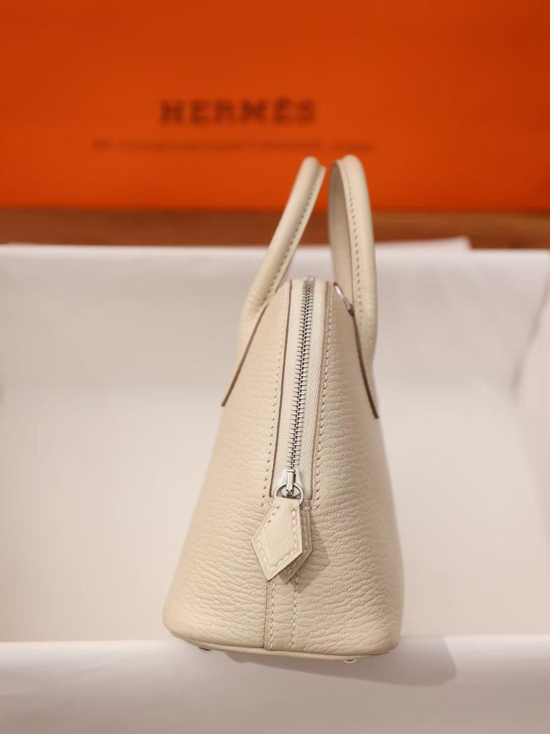 ต่างหู Hermès Lightweight Simple Metal Circle ต่างหูทรงคอมมิวเตอร์สุดหรู 图 4