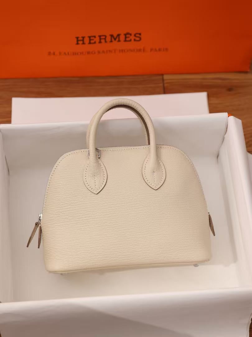 ต่างหู Hermès Lightweight Simple Metal Circle ต่างหูทรงคอมมิวเตอร์สุดหรู